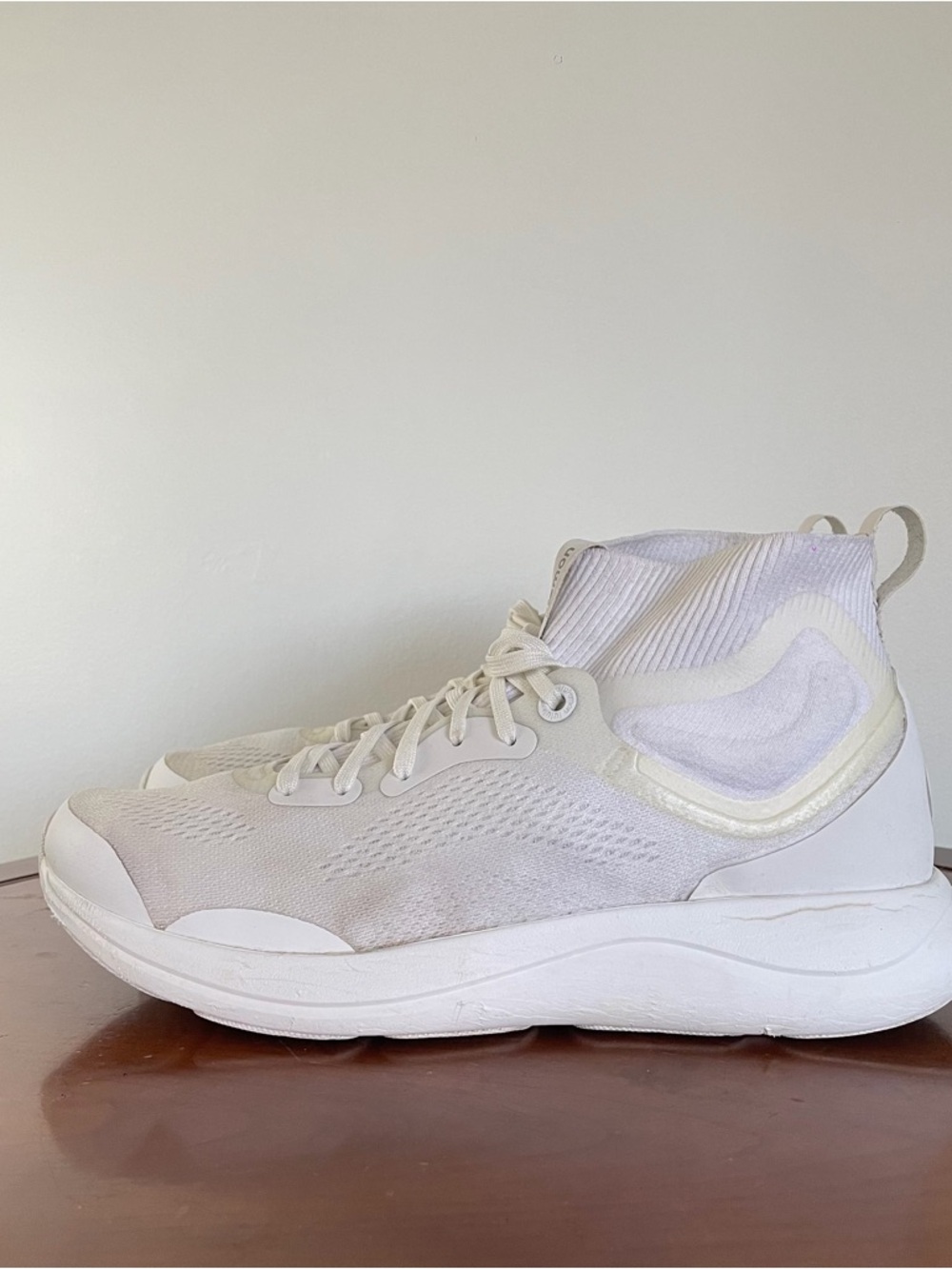 Lululemon Chargefeel Women's Mid Work Out Running Shoe | US 10